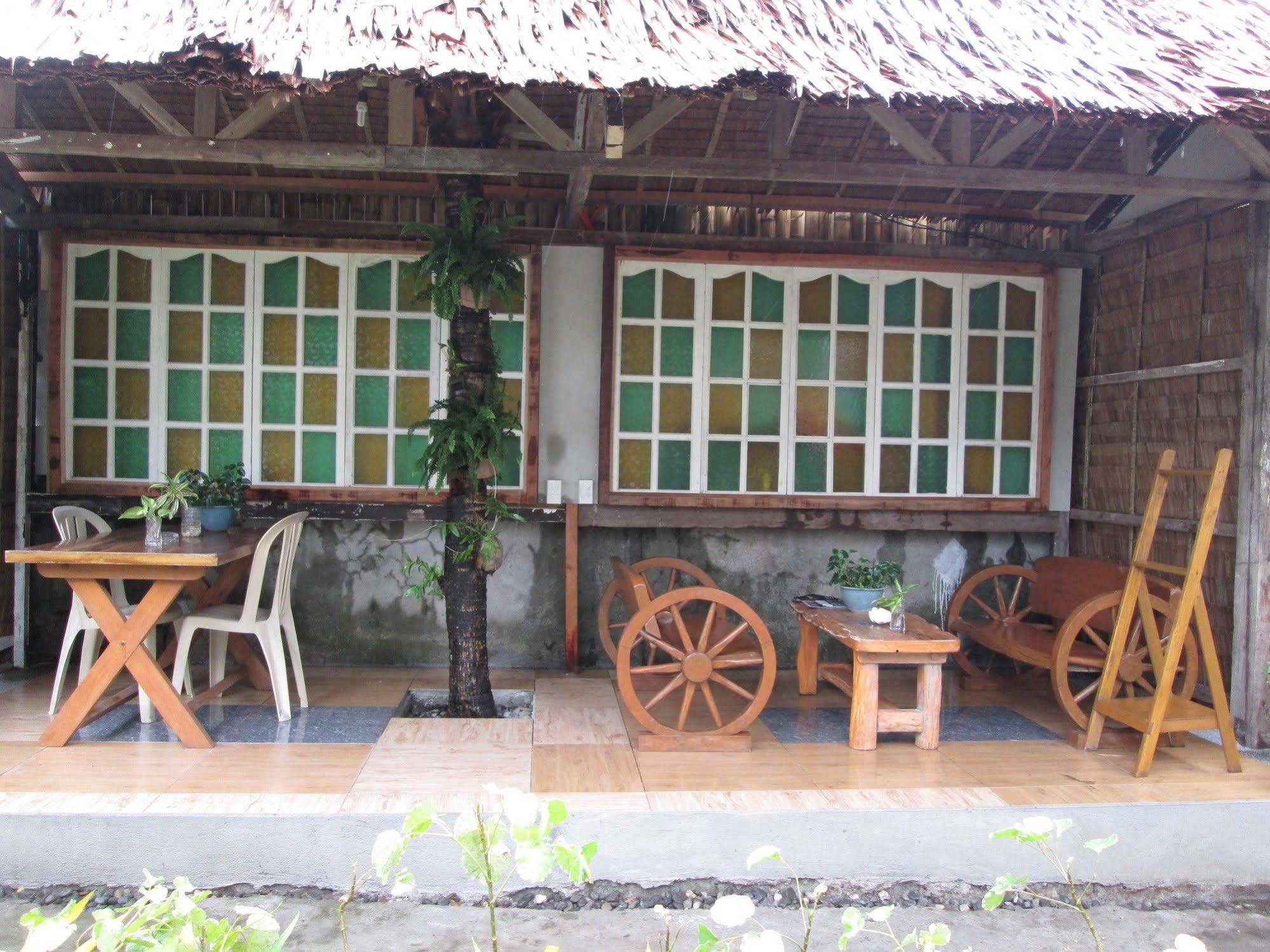 RedDoorz Plus @ Secret Garden Boracay Balabag  Exterior foto